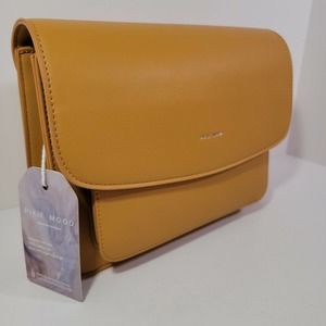 Pixie Mood Women's Zoe Vegan Leather Causebox Crossbody Bag KJ8 Honey Medium NWT